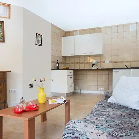 Sleeps 9 Lloret de Mar